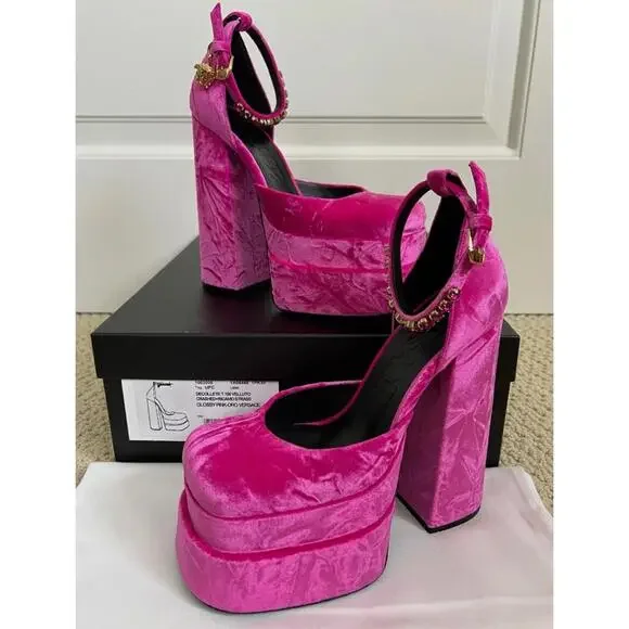 NIB Versace Medusa Aevitas Fuchsia Pink Velvet Crystal Platform Pumps 38 8 $1575